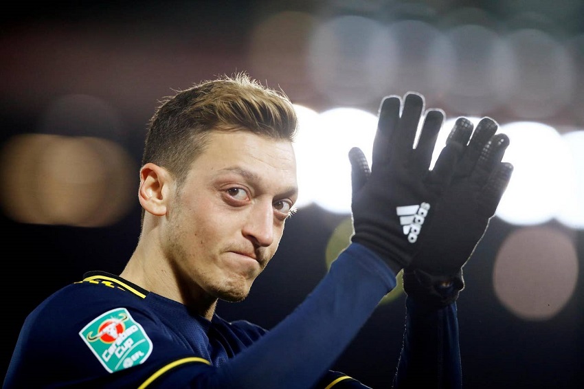 Mesut Ozil đưa ra bằng chứng về tác động mạnh mẽ đối với Arsenal