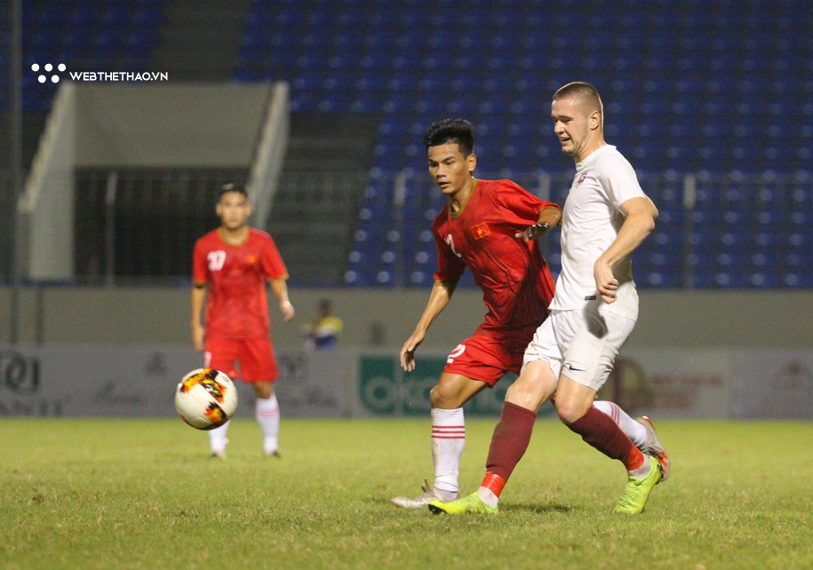 HLV Park Hang Seo “đãi cát tìm vàng” ở Đà Nẵng