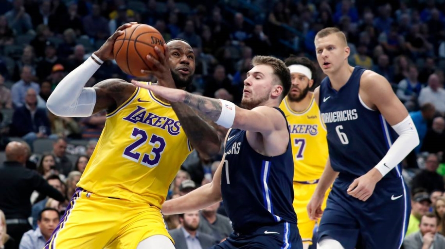 Kết quả NBA ngày 2/11: LeBron James đưa LA Lakers thắng trận thứ tư
