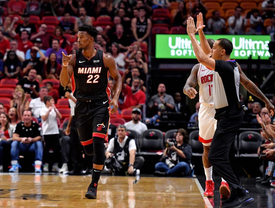Chìm trong khủng hoảng, Houston Rockets bị "blowout" trước Miami Heat
