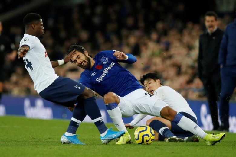 Không phải Son Heung-min, Serge Aurier mới là kẻ "hạ sát" Andre Gomes