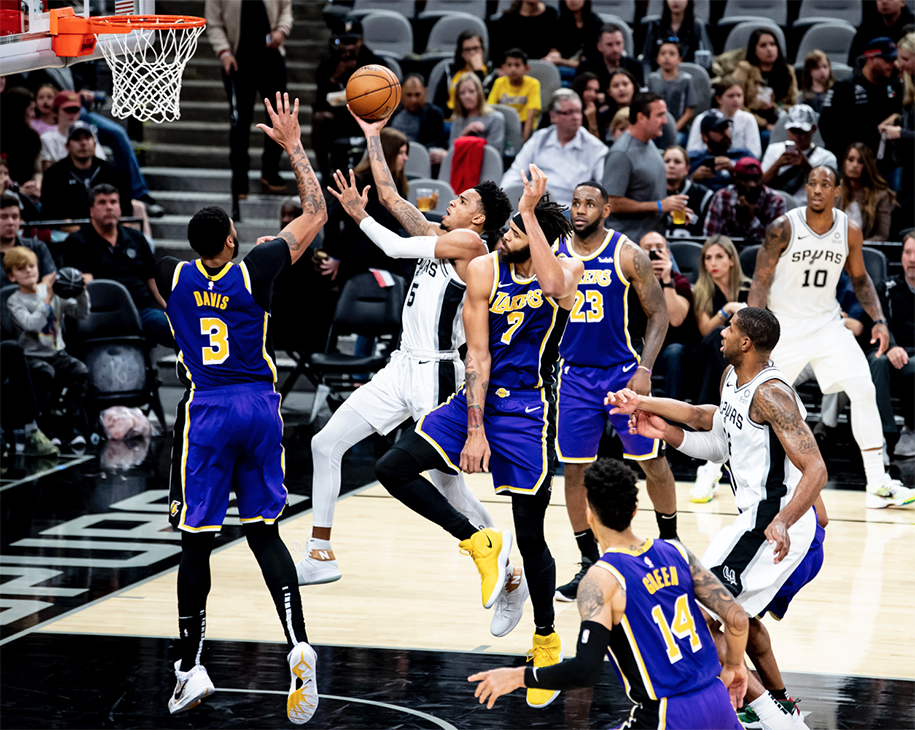LeBron James chia sẻ về chấn thương háng và hàng thủ số 1 NBA của Lakers