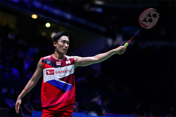 Momota nhẹ nhàng qua vòng 1 giải Cầu lông Trung Quốc mở rộng