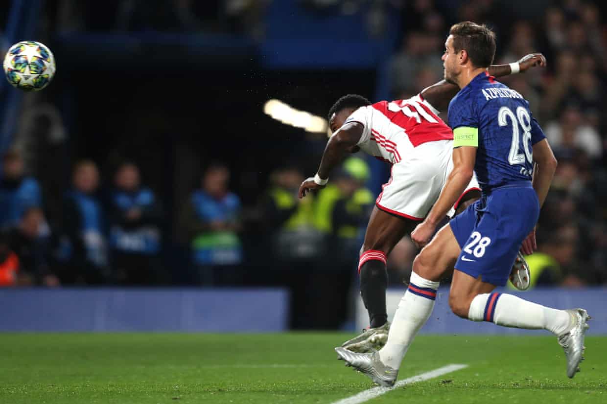 Chelsea hòa kịch tích Ajax, Dortmund ngược dòng đánh bại Inter Milan