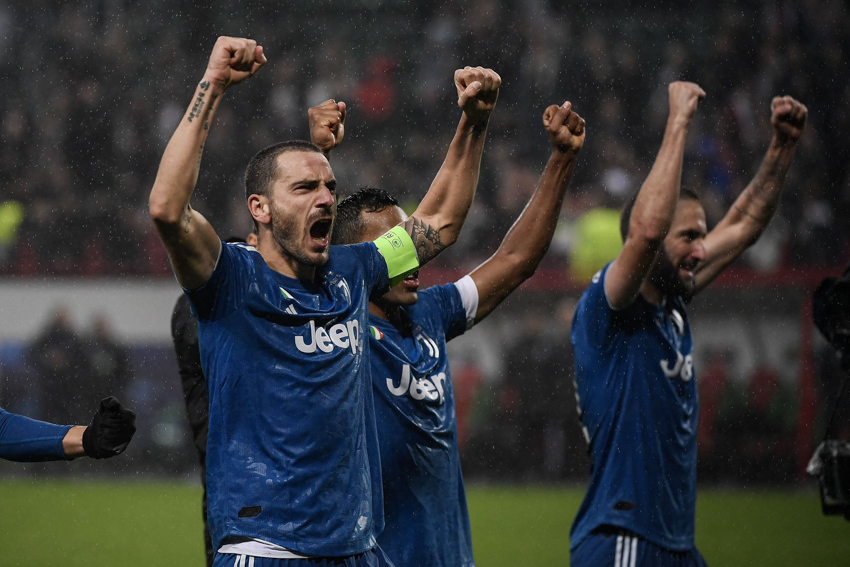 Juventus, Bayern Munich giành vé sớm, Real Madrid thất thế PSG