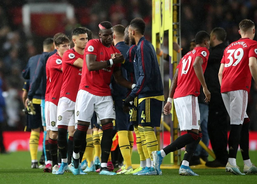 MU cần Pogba trở lại khi kiến tạo bằng 3 tiền vệ khác gộp lại