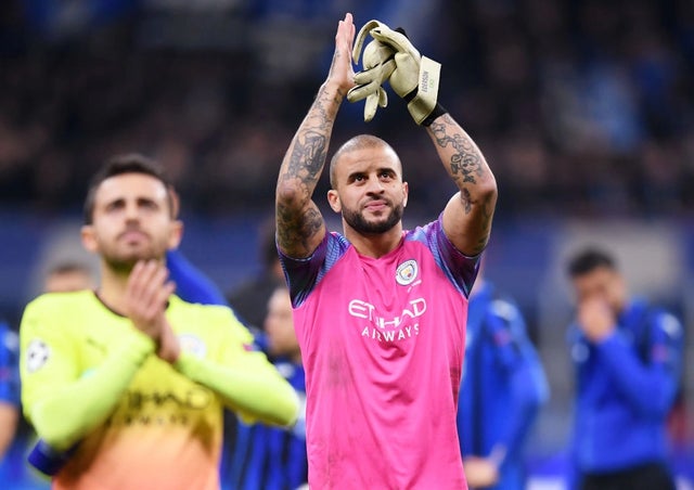 Walker thực hiện 2 pha cứu thua khi Man City mất 2 thủ môn