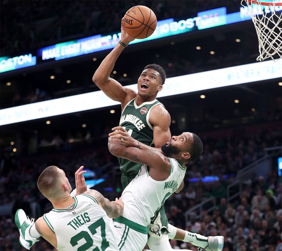 Load management? Giannis Antetokounmpo thậm chí còn chẳng muốn nghỉ buổi tập nào Load management? Giannis Antetokounmpo thậm chí còn chẳng muốn nghỉ buổi tập nào