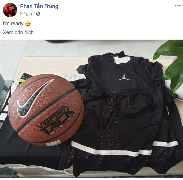 Thầy giáo Ba úp mở khả năng chuyển hướng qua bóng rổ?
