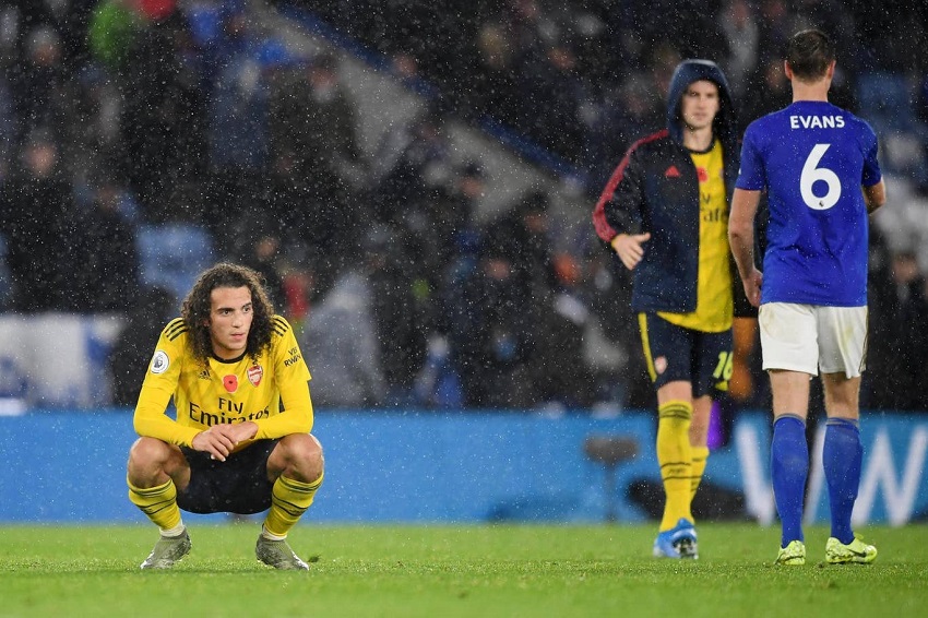 CĐV tin Arsenal sẽ sa thải Emery sau khởi đầu tệ nhất 37 năm