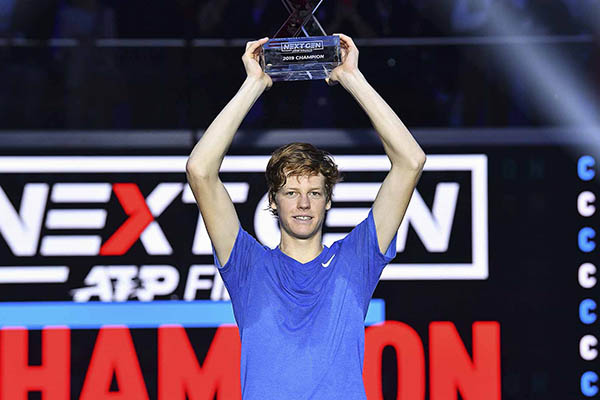 Next Gen ATP Finals 2019: Jannik Sinner từ cửa sau lên ngôi vô địch