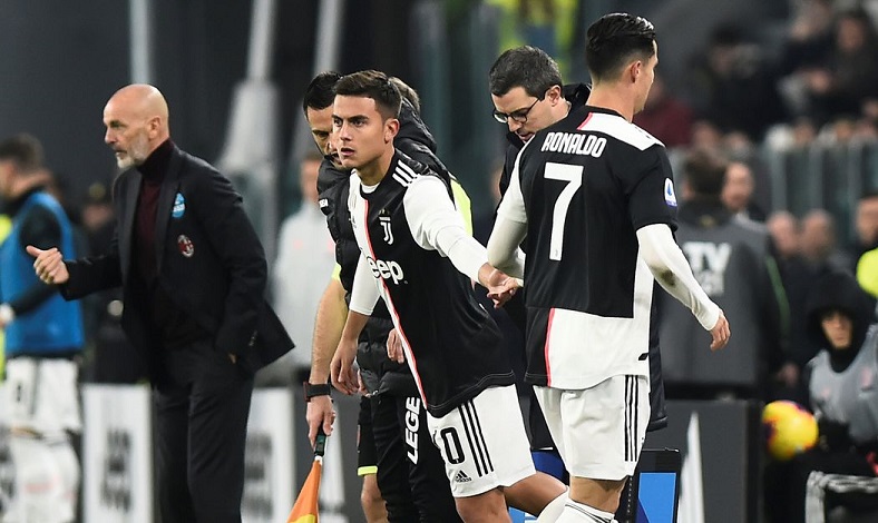 Ronaldo lại “gây bão” sau khi được thay ra trong trận Juventus vs Milan Ronaldo lại “gây bão” sau khi được thay ra trong trận Juventus vs Milan