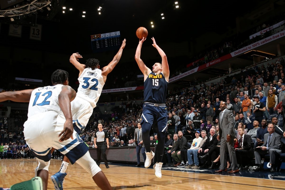 Nikola Jokic hóa Dirk Nowitzki đem về thắng lợi trong hiệp phụ cho Denver Nuggets