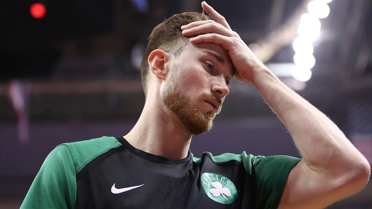 Gordon Hayward lên bàn mổ, nghỉ thi đấu 6 tuần