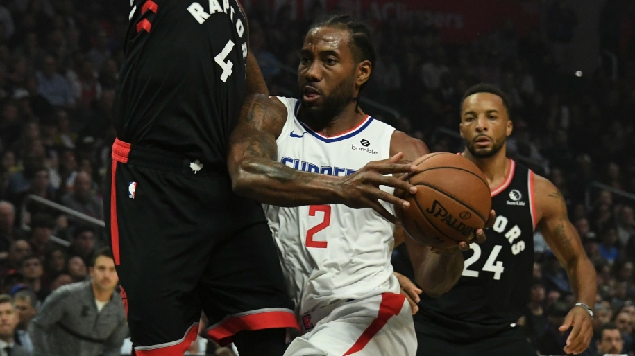 Kết quả NBA ngày 12/11: Kawhi Leonard đánh bại đội bóng cũ