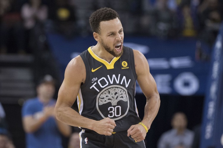 Stephen Curry có thể trở lại sớm hơn dự định?