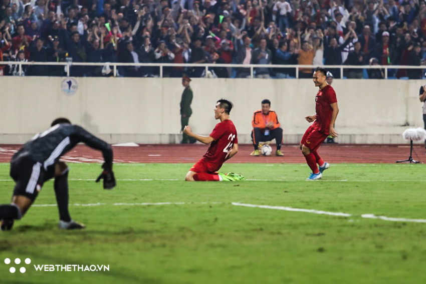 KẾT QUẢ Việt Nam vs UAE (FT: 1-0): Tiến Linh mang ngôi đầu cho Việt Nam