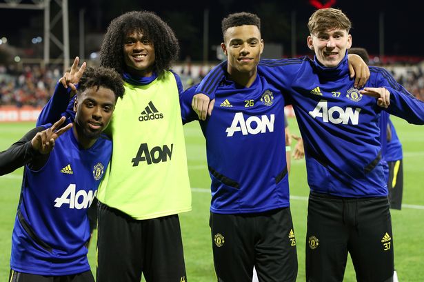 MU và Chelsea với “đặc sản” những tài năng sinh sau năm 2000