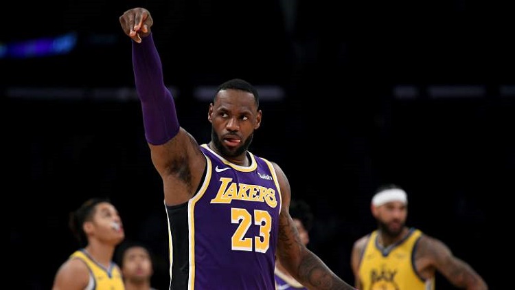 Vượt qua Warriors, LA Lakers tìm lại cảm giác chiến thắng quen thuộc