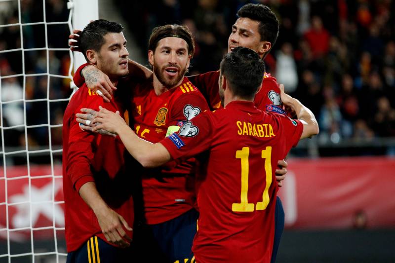 Vì sao Tây Ban Nha thắng 7 bàn vẫn chưa chắc suất hạt giống Euro 2020?