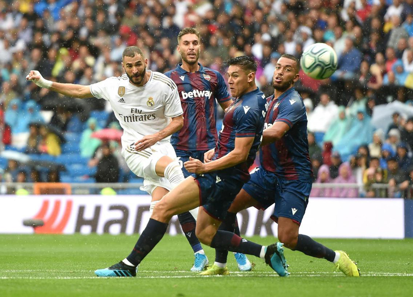 Benzema đem vận may khó tin cho Real Madrid mỗi khi ghi bàn
