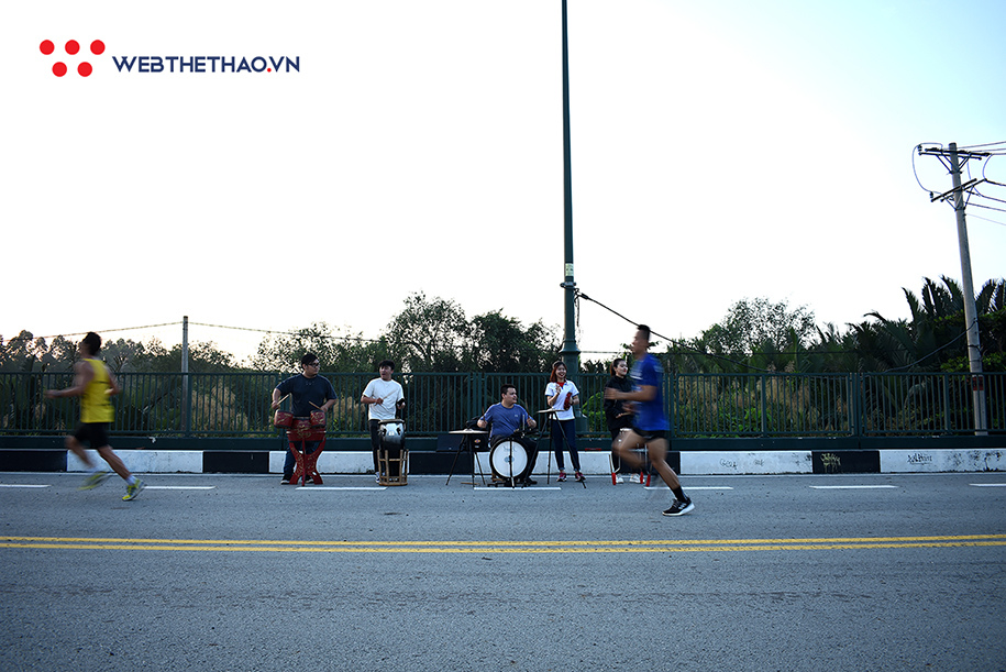 Lạ mắt hình ảnh vừa chạy, vừa nghe nhạc tại Pocari Sweat Run Việt Nam 2019 Lạ mắt hình ảnh vừa chạy, vừa nghe nhạc tại Pocari Sweat Run Việt Nam 2019