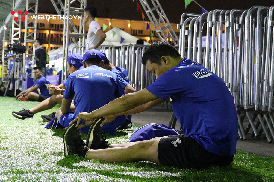 Hàng nghìn VĐV xuất phát trong đêm tại Pocari Sweat Run Việt Nam 2019