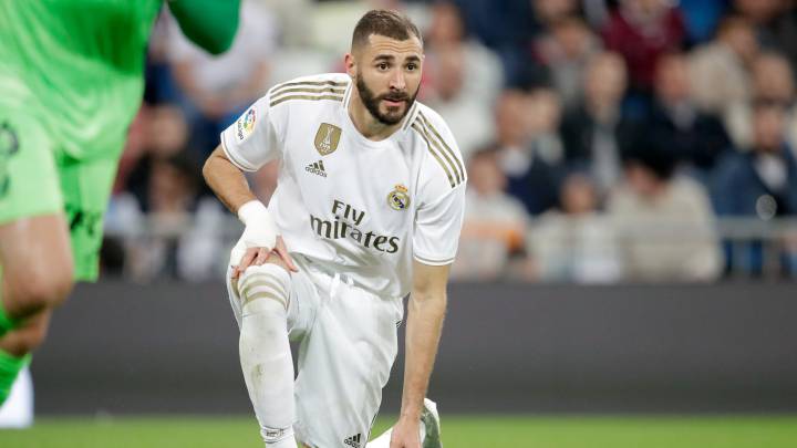 Benzema đe dọa bỏ đội tuyển Pháp để khoác áo đội tuyển khác
