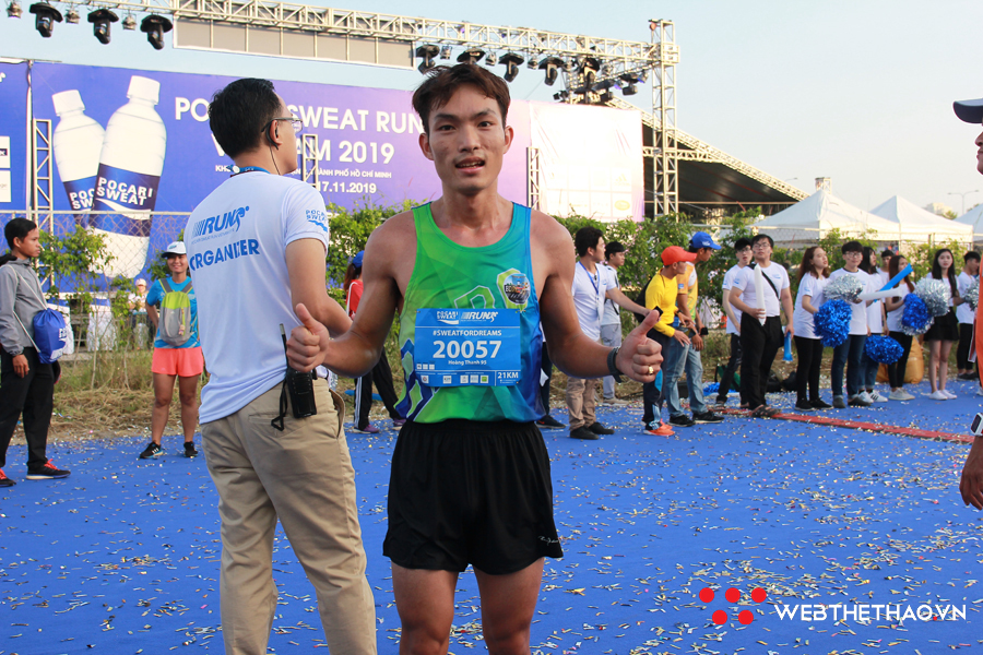 Cựu binh HCĐ SEA Games người Bình Phước chiến thắng Pocari Sweat Run Việt Nam 2019