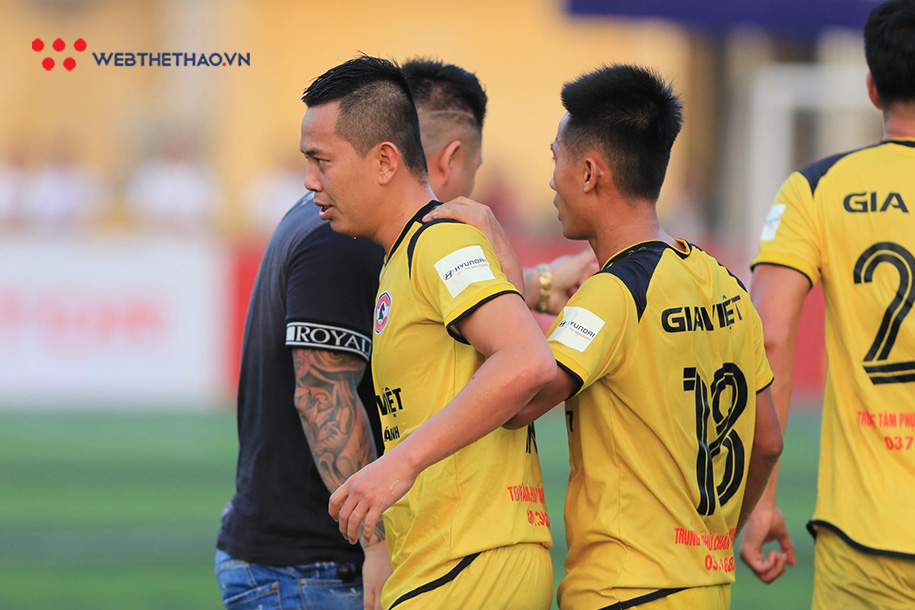 Vòng 7 HPL-S7: Gia Việt thắng kịch tính, Du Lịch chắc ngôi đầu