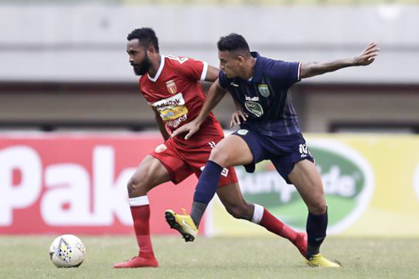 Nhận định Persela Lamongan vs Badak Lampung 15h30 ngày 20/11 (Giải VĐQG Indonesia)