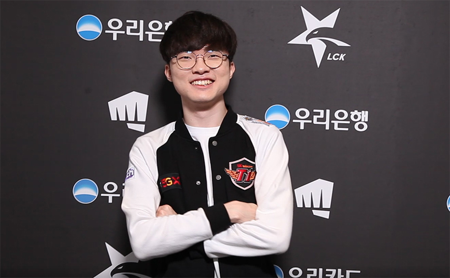 Tin chuyển nhượng LMHT 18/11: Faker ở lại SKT đến 2021
