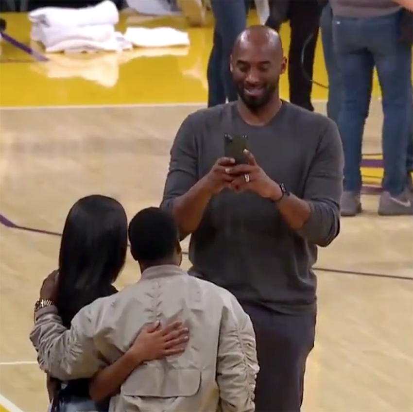 Đến tận bây giờ, LeBron James vẫn ngưỡng mộ Kobe Bryant một cách kỳ lạ Đến tận bây giờ, LeBron James vẫn ngưỡng mộ Kobe Bryant một cách kỳ lạ