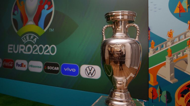 Bốc thăm chia bảng VCK Euro 2020 diễn ra mấy giờ, thể thức thế nào?