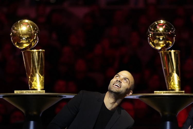 Vừa được treo áo, Tony Parker đã mơ sở hữu cả San Antonio Spurs