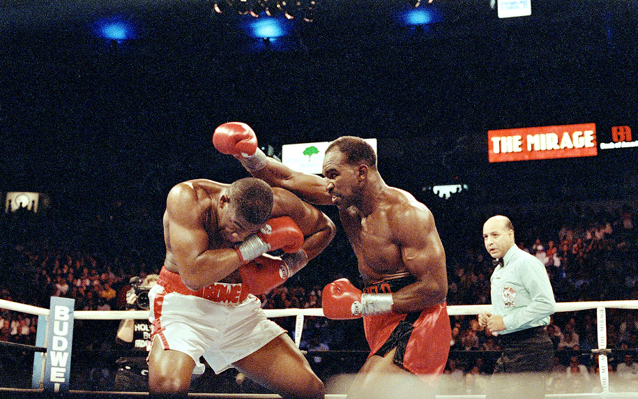 Evander Holyfield muốn tái xuất ở tuổi 57 Evander Holyfield muốn tái xuất ở tuổi 57