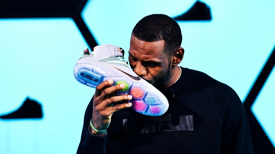 LeBron James: Vị Vua của bóng rổ đương đại
