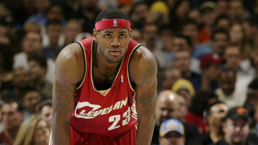 LeBron James: Vị Vua của bóng rổ đương đại