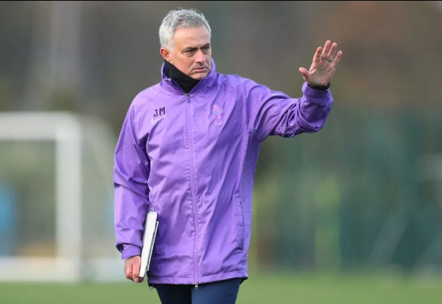 Mourinho hứa hẹn điều gì ở Tottenham trong cuộc phỏng vấn đầu tiên?