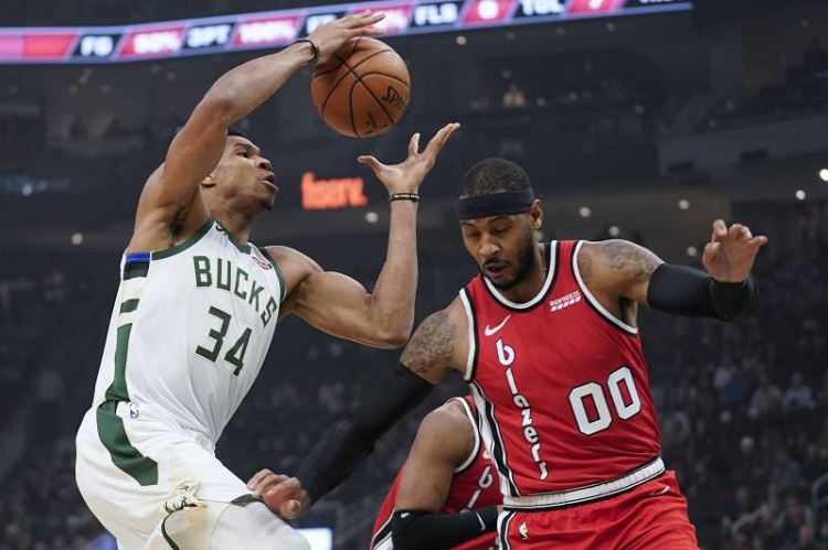 Kết quả NBA ngày 22/11: Carmelo Anthony nhận trận thua thứ 2