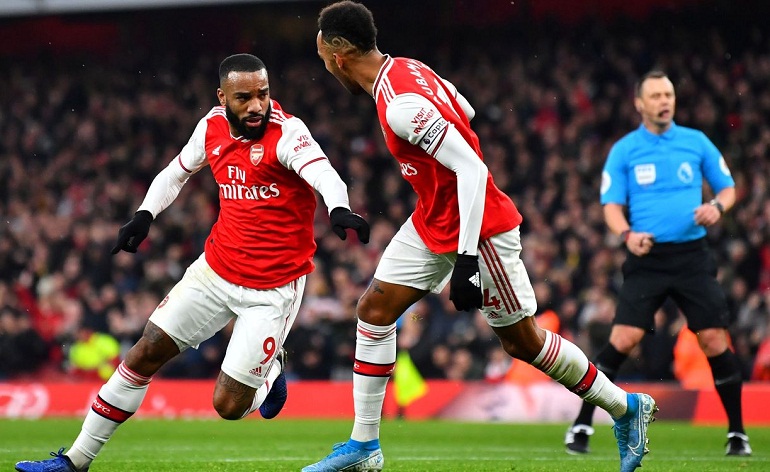 Lacazette cứu Arsenal nhờ cái duyên ghi bàn trên sân nhà