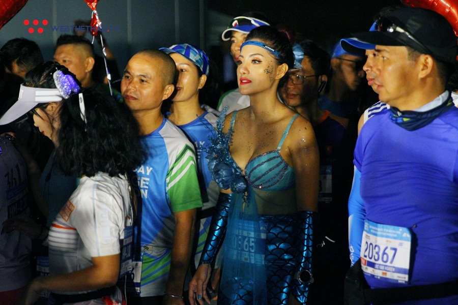 “Nàng tiên cá lên bờ” ở Halong Bay International Heritage Marathon 2019 là ai? “Nàng tiên cá lên bờ” ở Halong Bay International Heritage Marathon 2019 là ai?