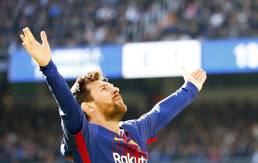 Messi chuẩn bị cán cột mốc phi thường với Barca