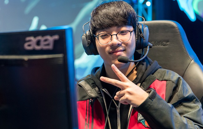 Không về SKT, Smeb là món hàng hot TTCN LCK 2020