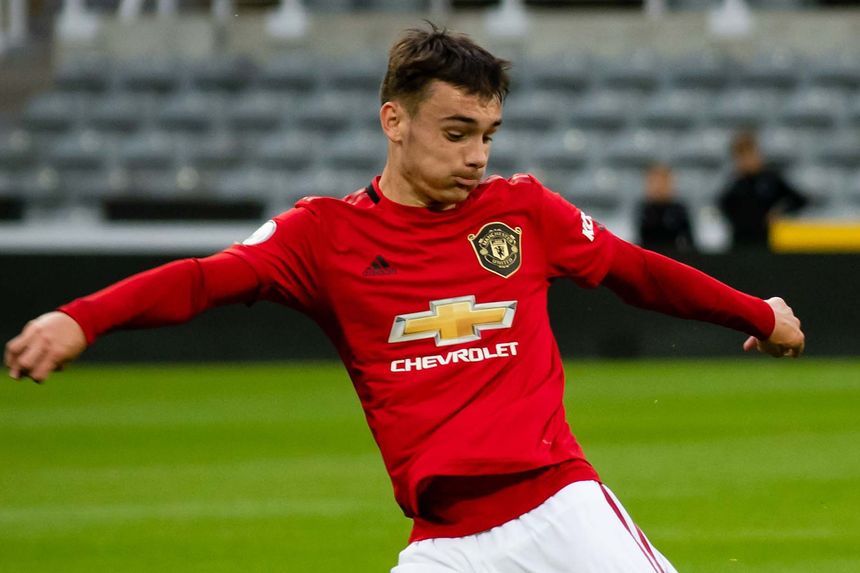 CĐV MU muốn Solskjaer xếp một tài năng trẻ đá chính ở Europa League CĐV MU muốn Solskjaer xếp một tài năng trẻ đá chính ở Europa League