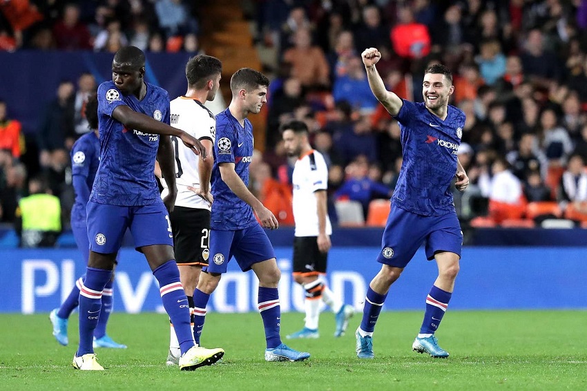 CĐV Chelsea không thể tin khi chứng kiến bàn đầu tiên sau 145 trận