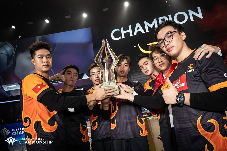 Vô địch AIC Liên Quân 2019, Team Flash ghi tên mình vào lịch sử