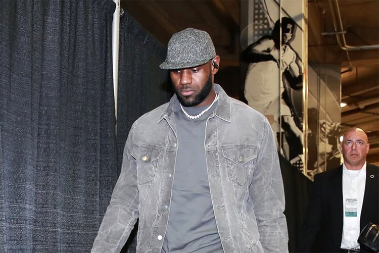 LeBron James cùng những set đồ khủng đang khiến dân "hypebeast" phát cuồng