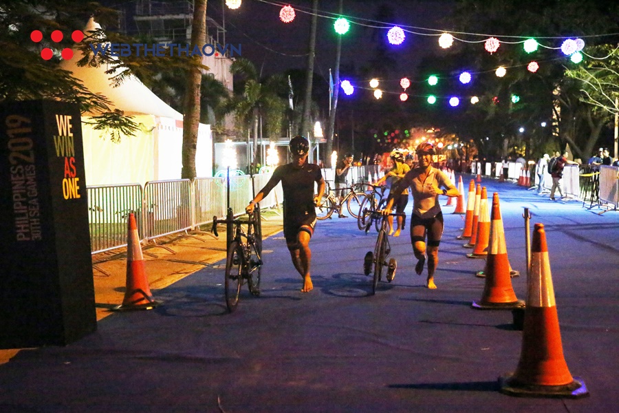 Tuyển thủ triathlon Việt Nam thư thái trước “ngày thi đấu lịch sử” tại SEA Games 30 Tuyển thủ triathlon Việt Nam thư thái trước “ngày thi đấu lịch sử” tại SEA Games 30