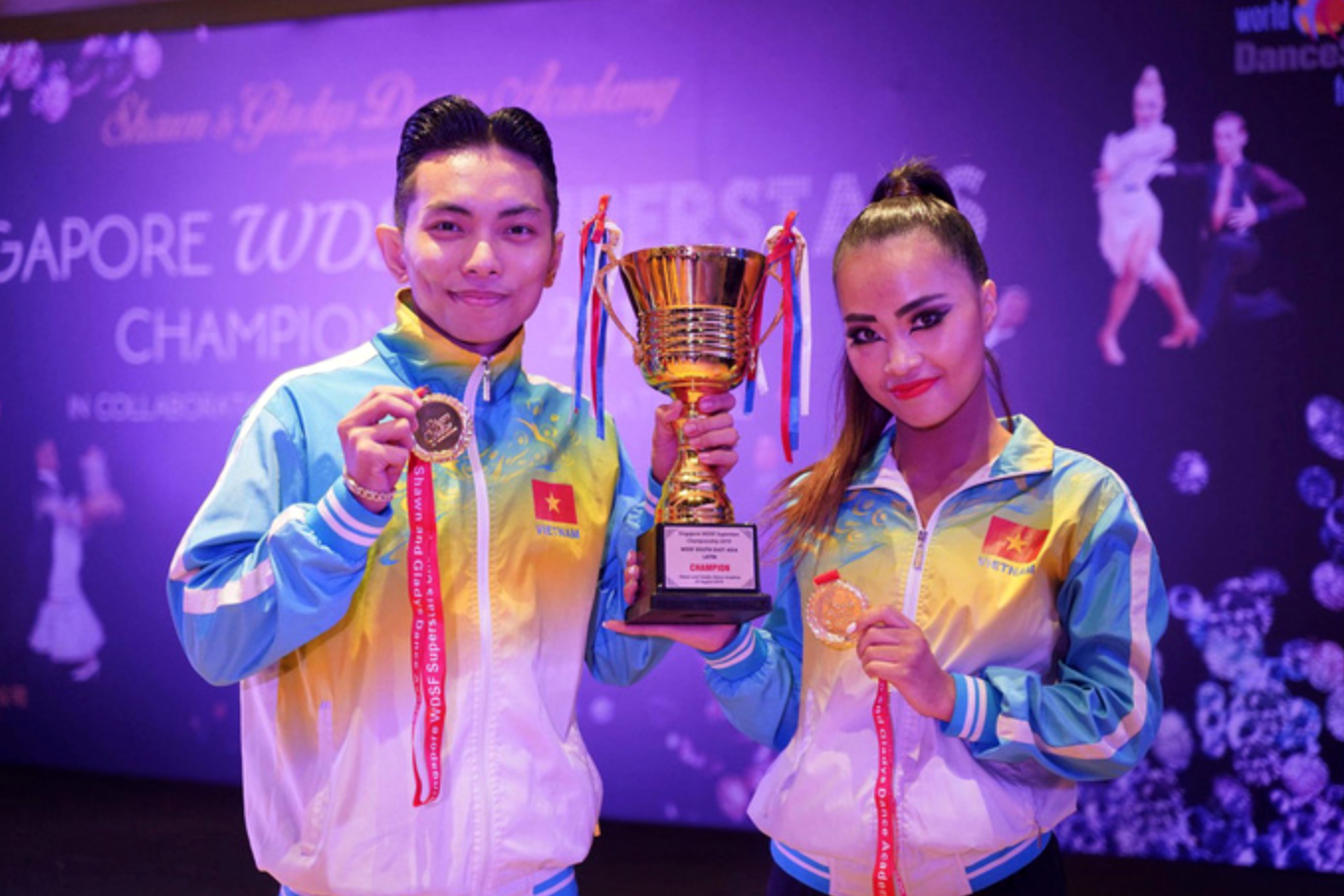“Nữ hoàng khiêu vũ thể thao” Khánh Thi làm HLV của chồng tại SEA Games 30 “Nữ hoàng khiêu vũ thể thao” Khánh Thi làm HLV của chồng tại SEA Games 30
